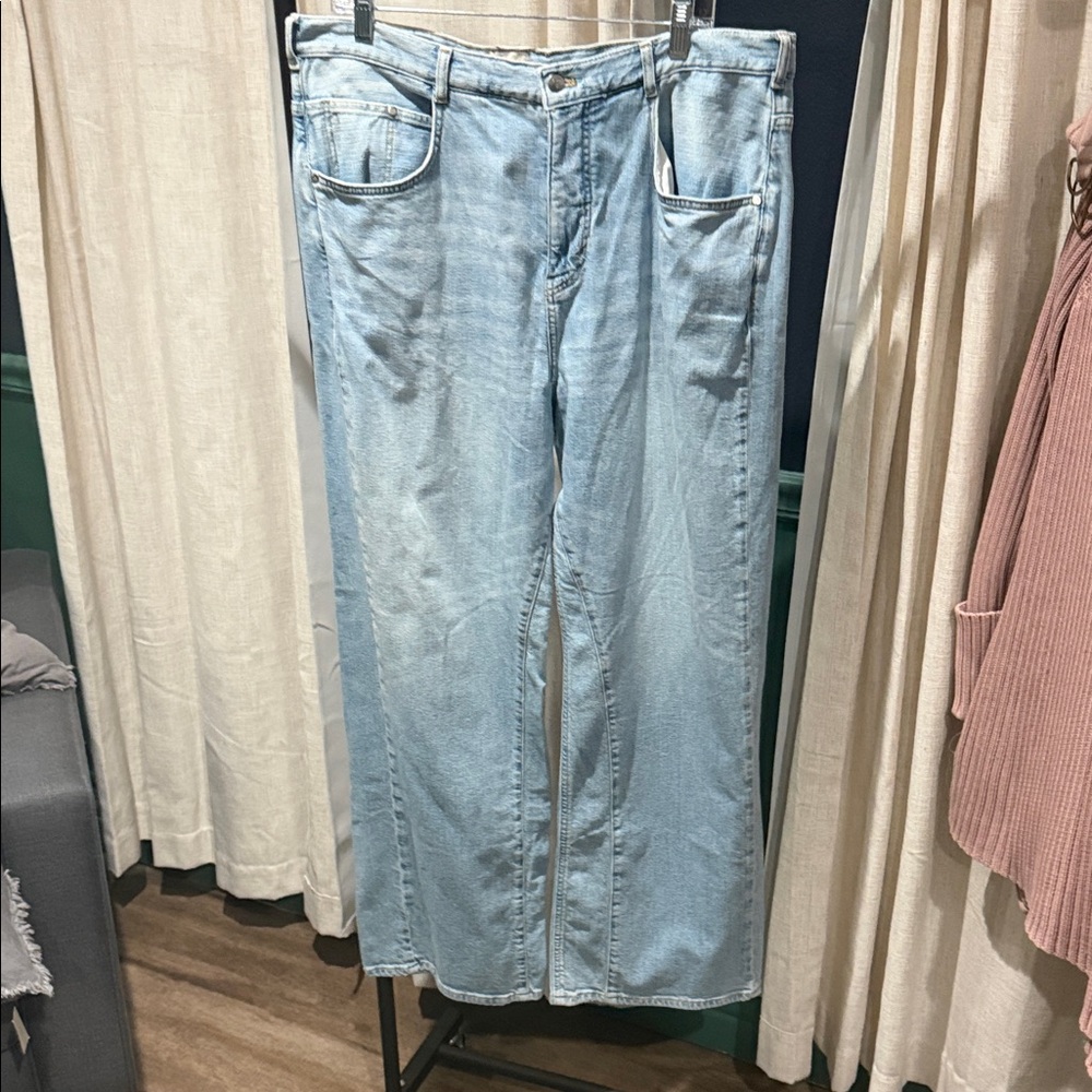 Pilcro Light Blue Wide-Leg Jeans